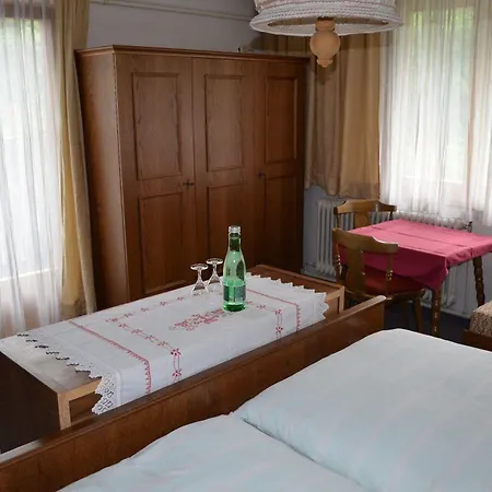 ゲストハウス Alpengasthof Dollerhof